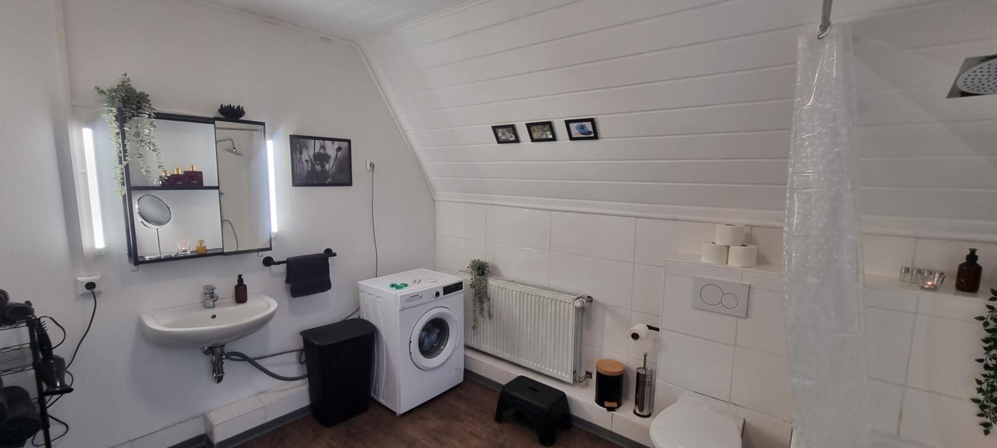 Nigella Apartment Direkt Am Hauptbahnhof Celle Fur 6 Personen Mit Kostenfreiem Parkplatz Voll Ausgestatteter Kuche Elite Standard ภายนอก รูปภาพ